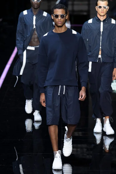 Look 106